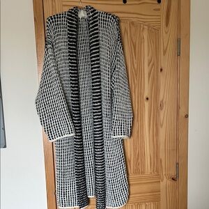 POL Black and White Checkered Cardigan